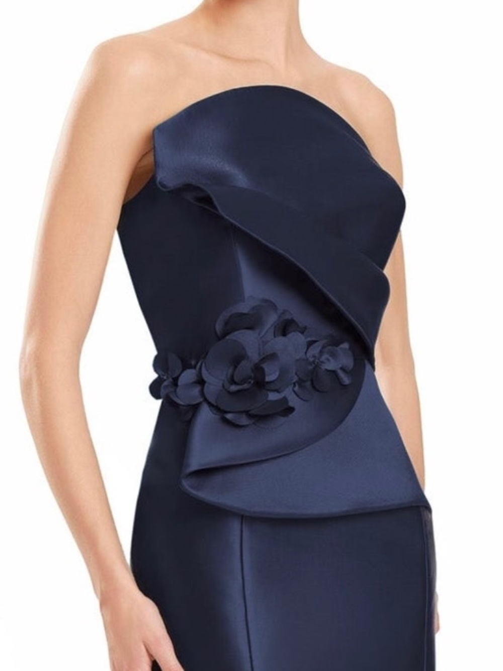 NWT/NEVER WORN/NEVER ALTERED Alexander by Daymor #3108 NAVY Gown Size 12